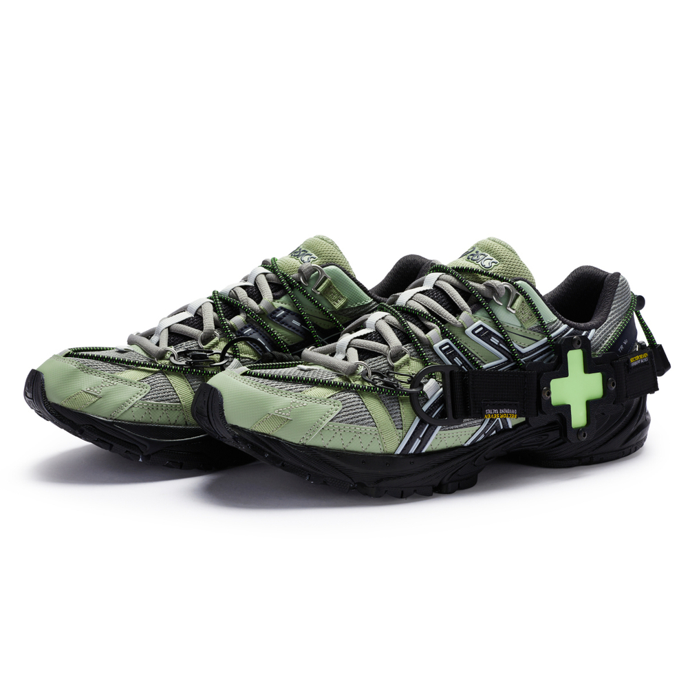 【 】 Asics Gel-Kahana TR 811