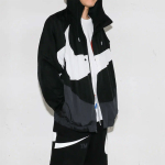 Nike Sportswear Swoosh Logo