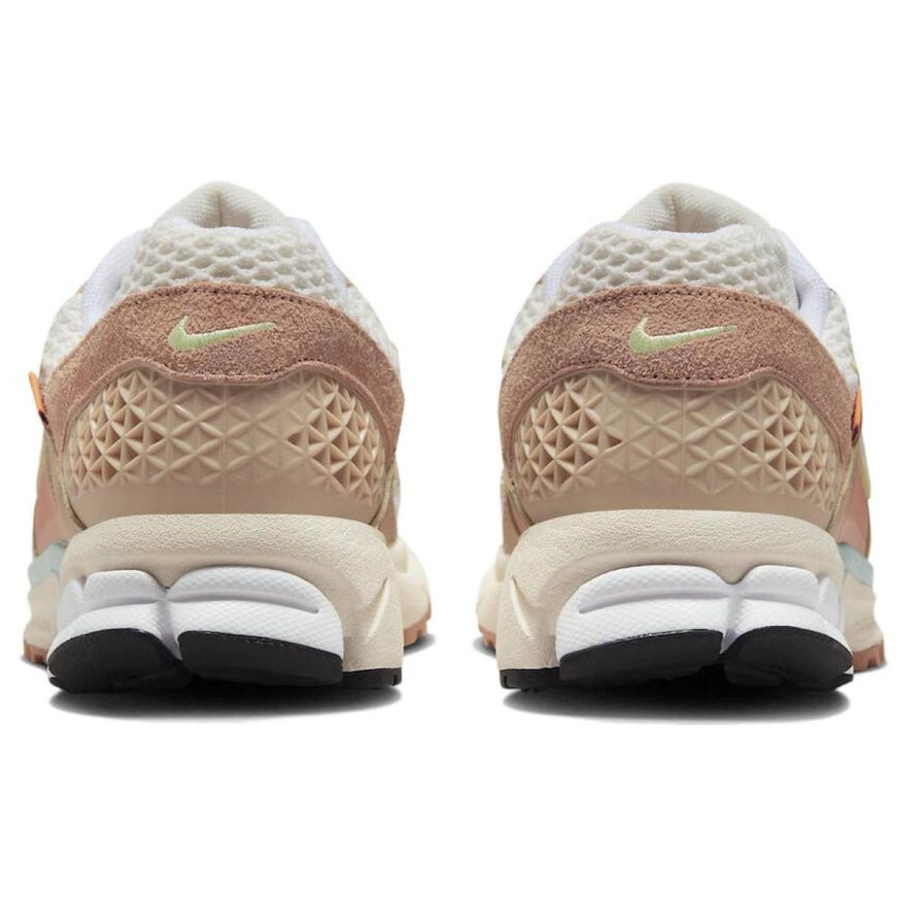 Nike Air Zoom Vomero 5