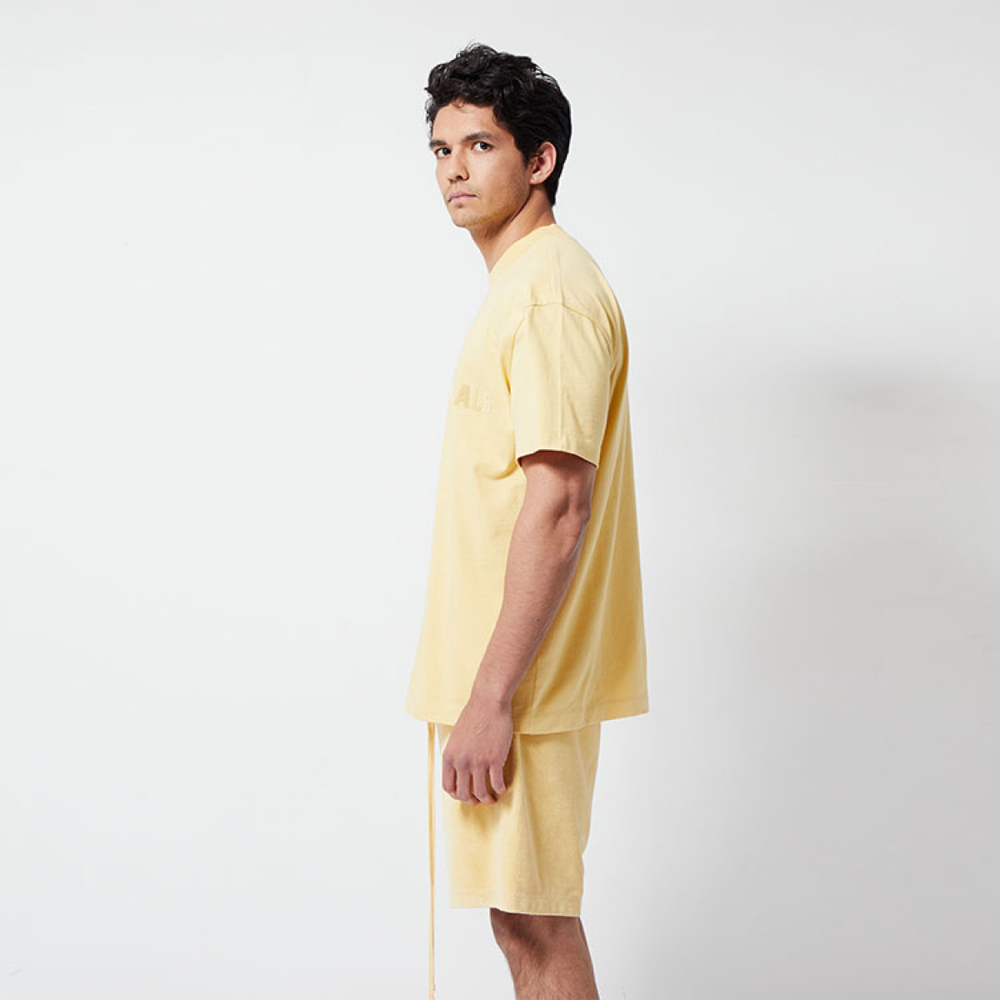 Fear of God Essentials Ss Tee Light Tuscan Logo T