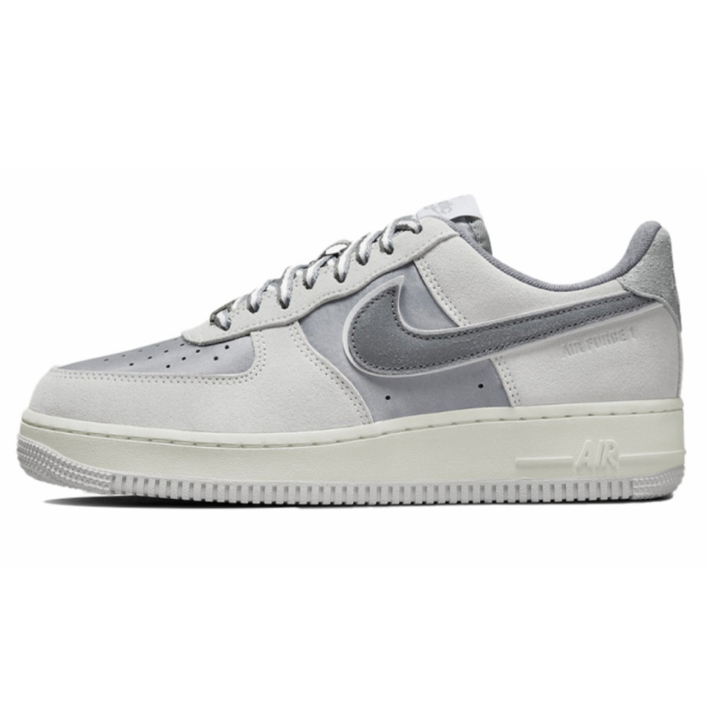 【 】 Nike Air Force 1 LX