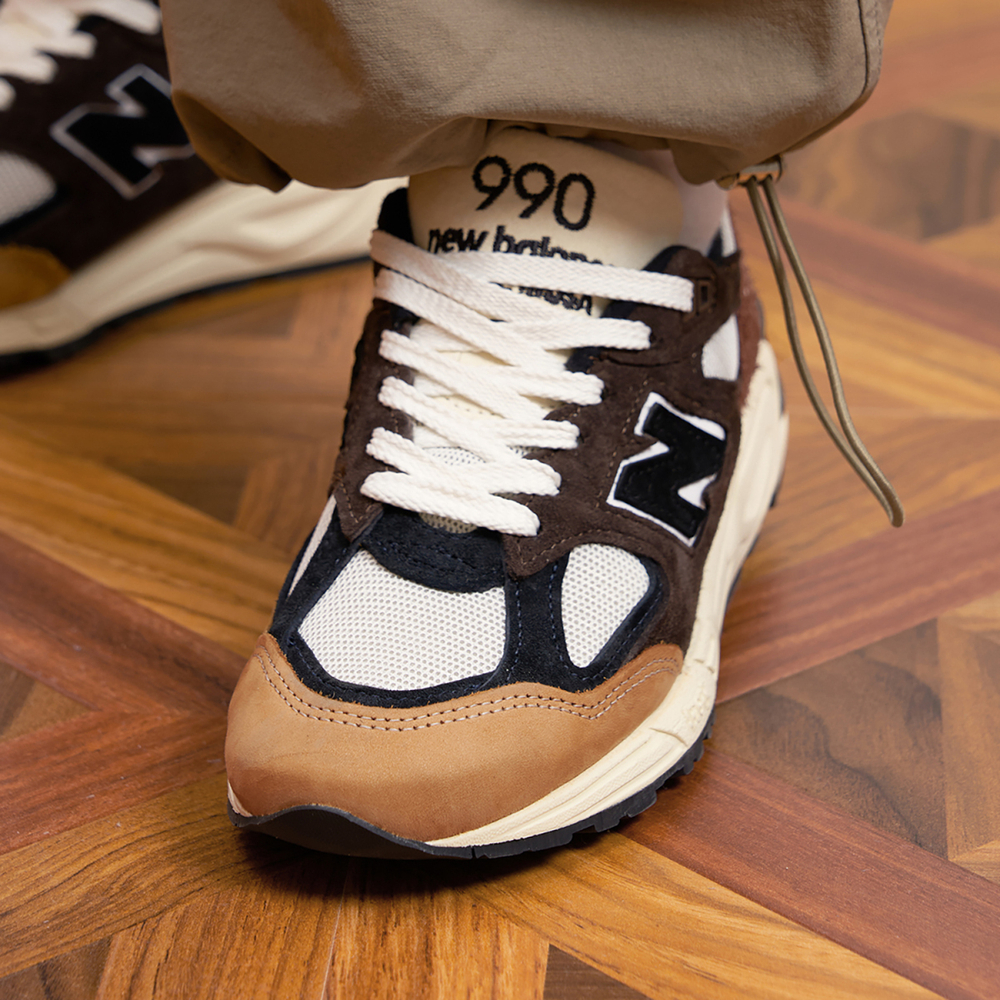 New Balance NB 990 V2
