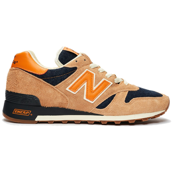 Levi’s x New Balance NB 130