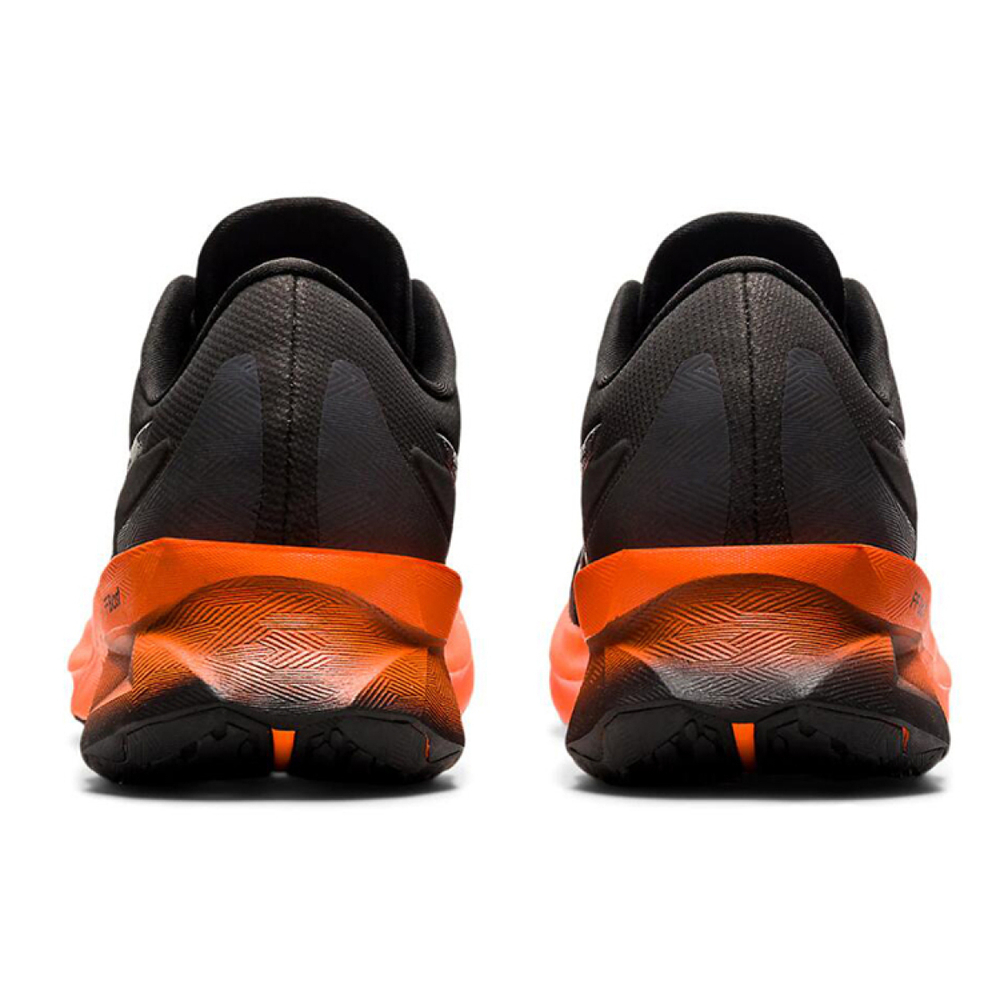 Asics Novablast 1