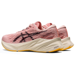 Asics Novablast 3