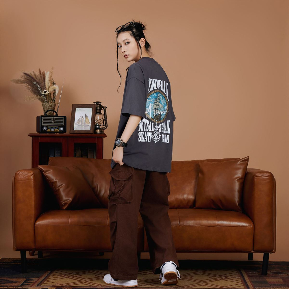 Airwalk T