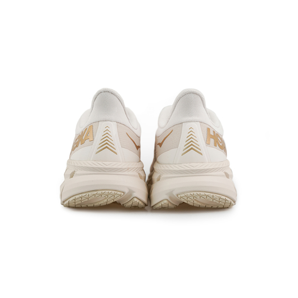 HOKA ONE ONE Clifton 7