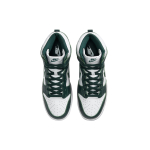 Nike Dunk SP "Spartan Green"