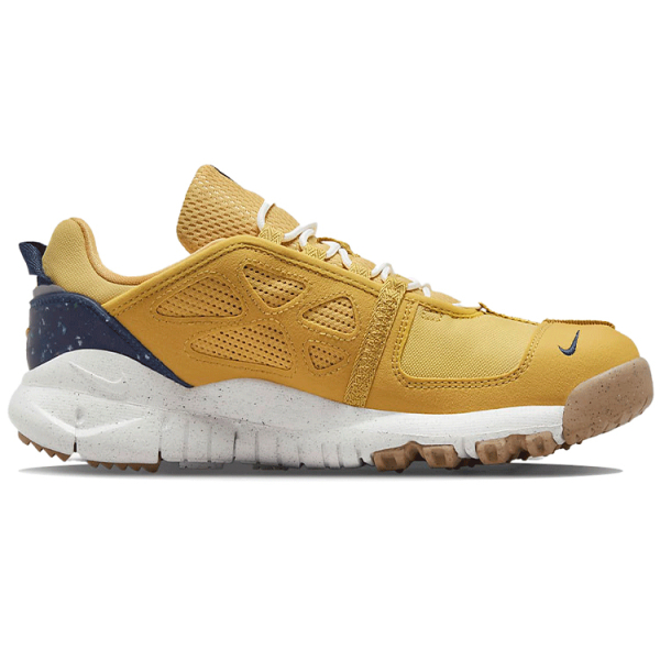 Nike Free Terra Vista "Goldtone"