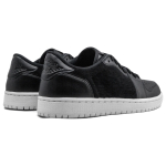 Jordan Air Jordan 1 Low No-Swoosh