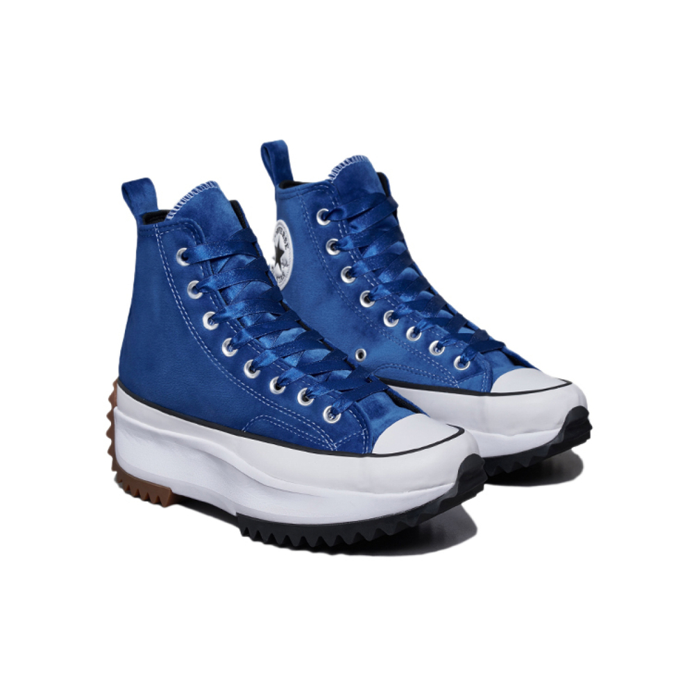 Converse Run Star Hike