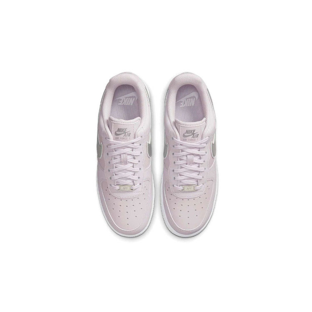 Nike Air Force 1 07 Essential