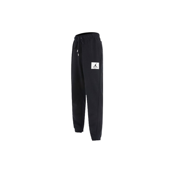 Jordan FW21 Essentials Statement logo