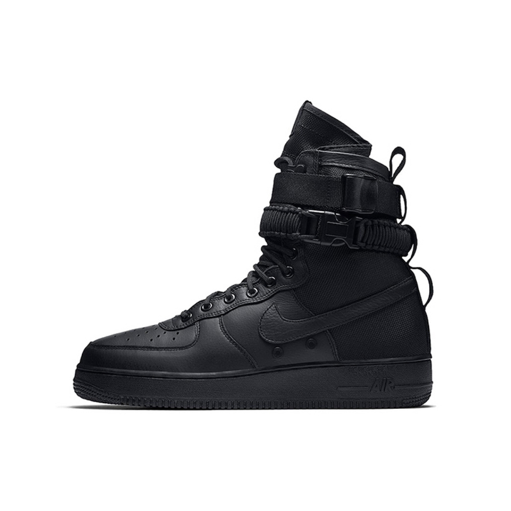 Nike Air Force 1 Triple Black