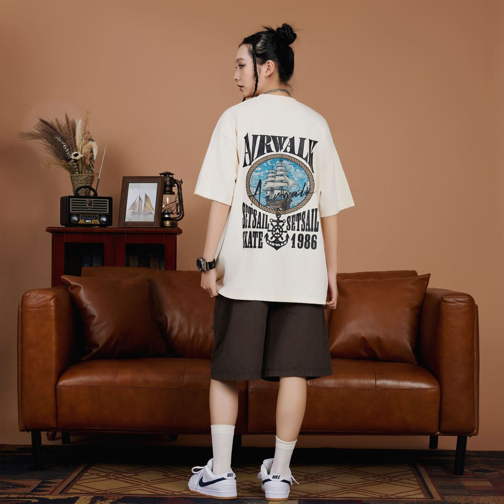 Airwalk T