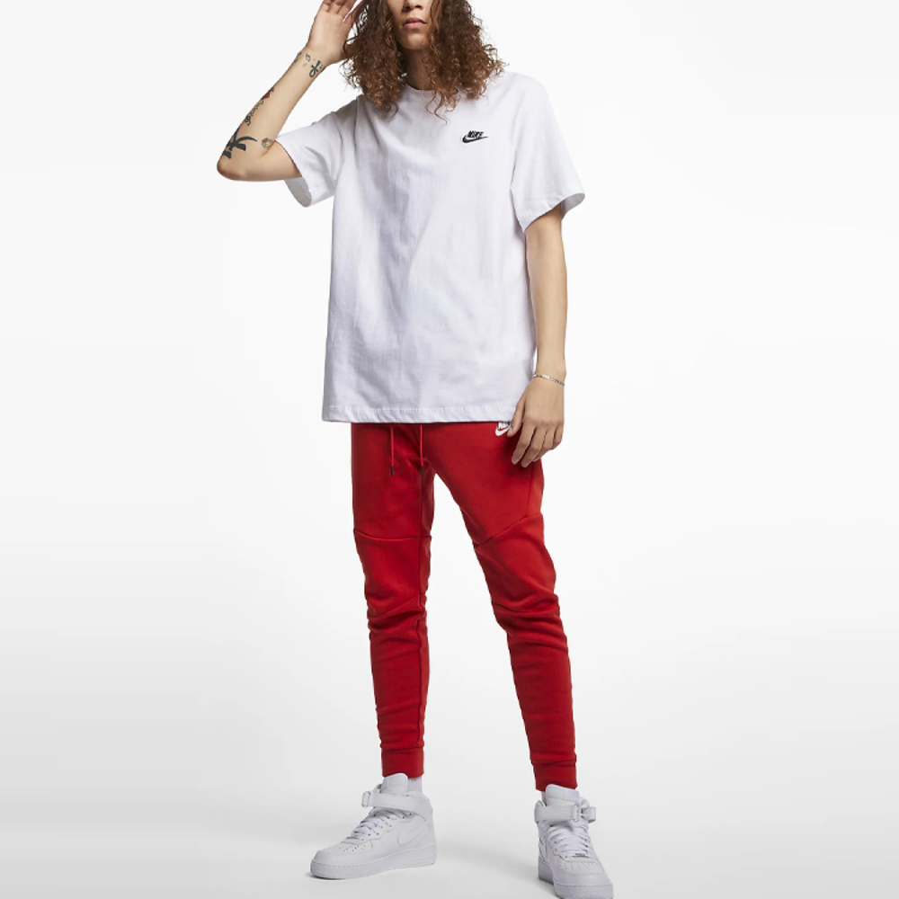 Nike Logo T