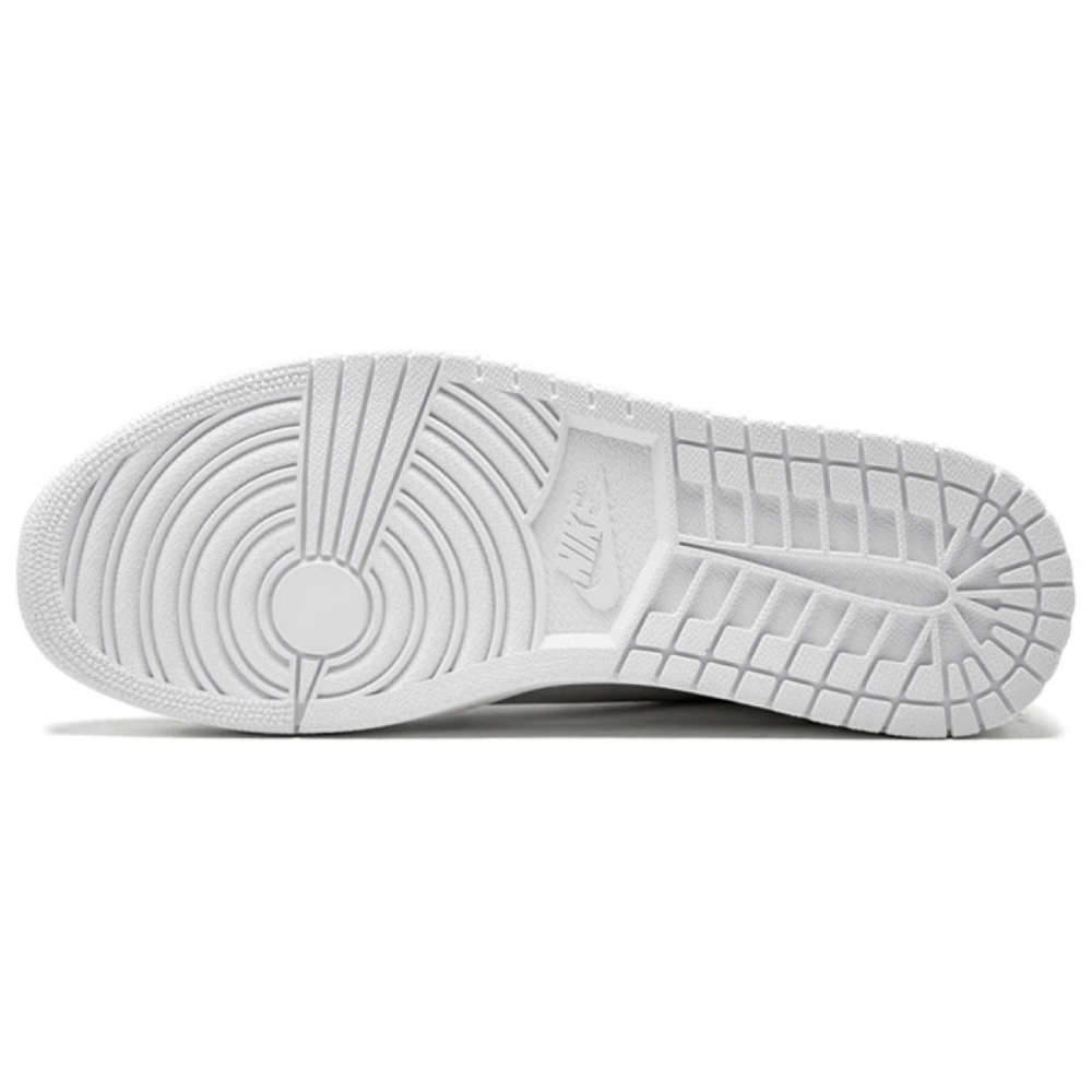 Jordan Air Jordan 1 Retro Low Pinnacle Metallic Silver