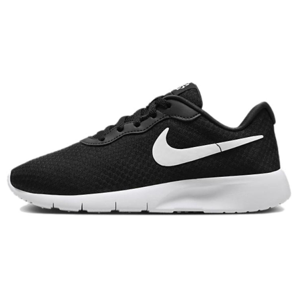 Nike Tanjun