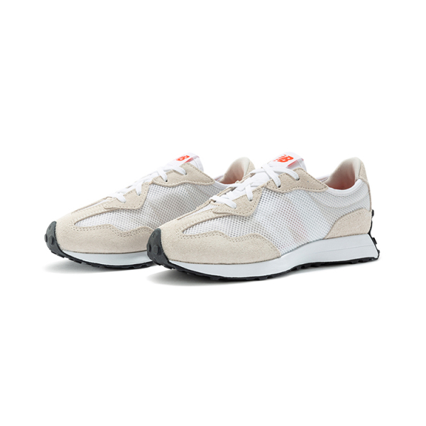 New Balance 327