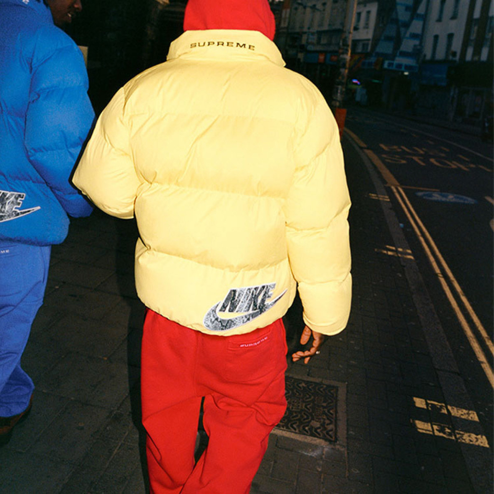 Supreme SS21 Week 3 x Nike Reversible Puffy Jacket SS21 Nike Logo