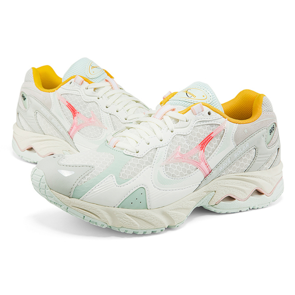 Mizuno Wave Solar