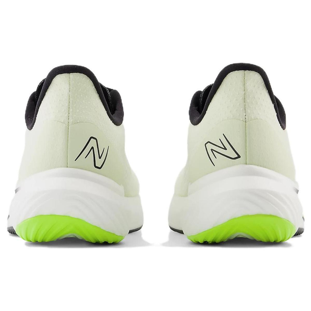 New Balance Rebel V3