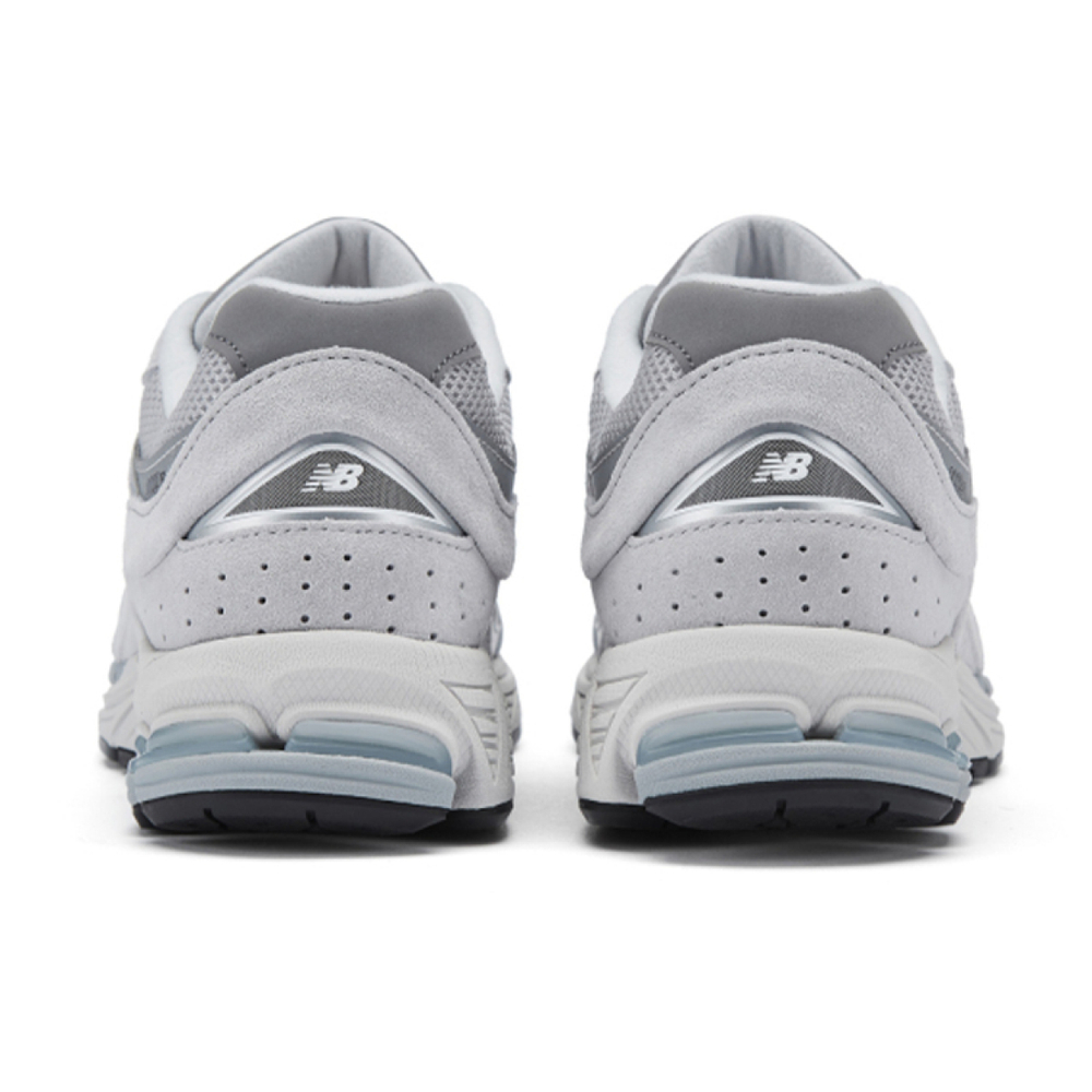 New Balance NB 2002R