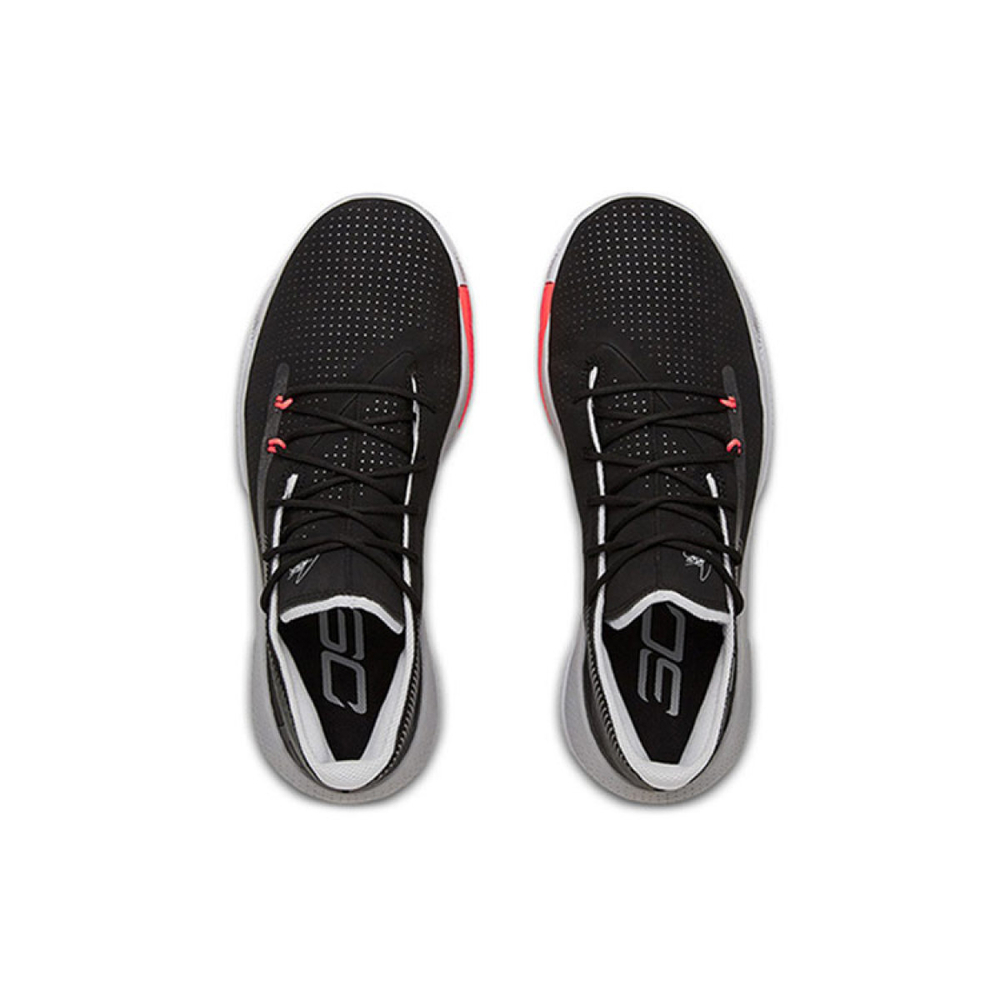 Under Armour Sc 3zer0 III