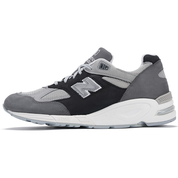 New Balance NB 990 V2