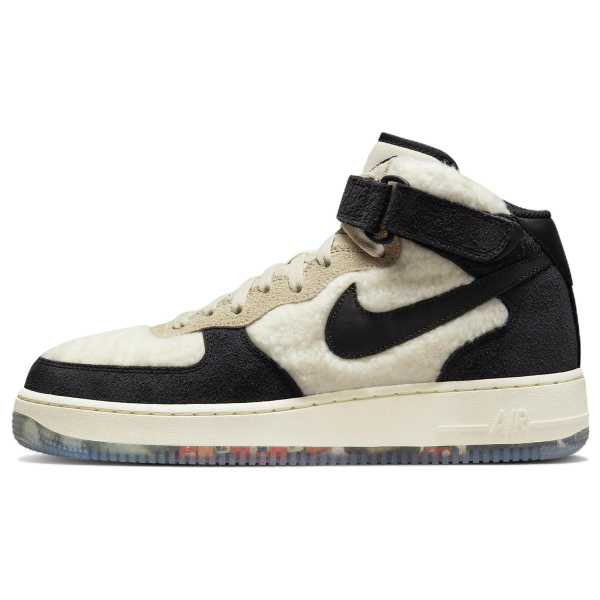 Nike Air Force 1 07 Premium Panda