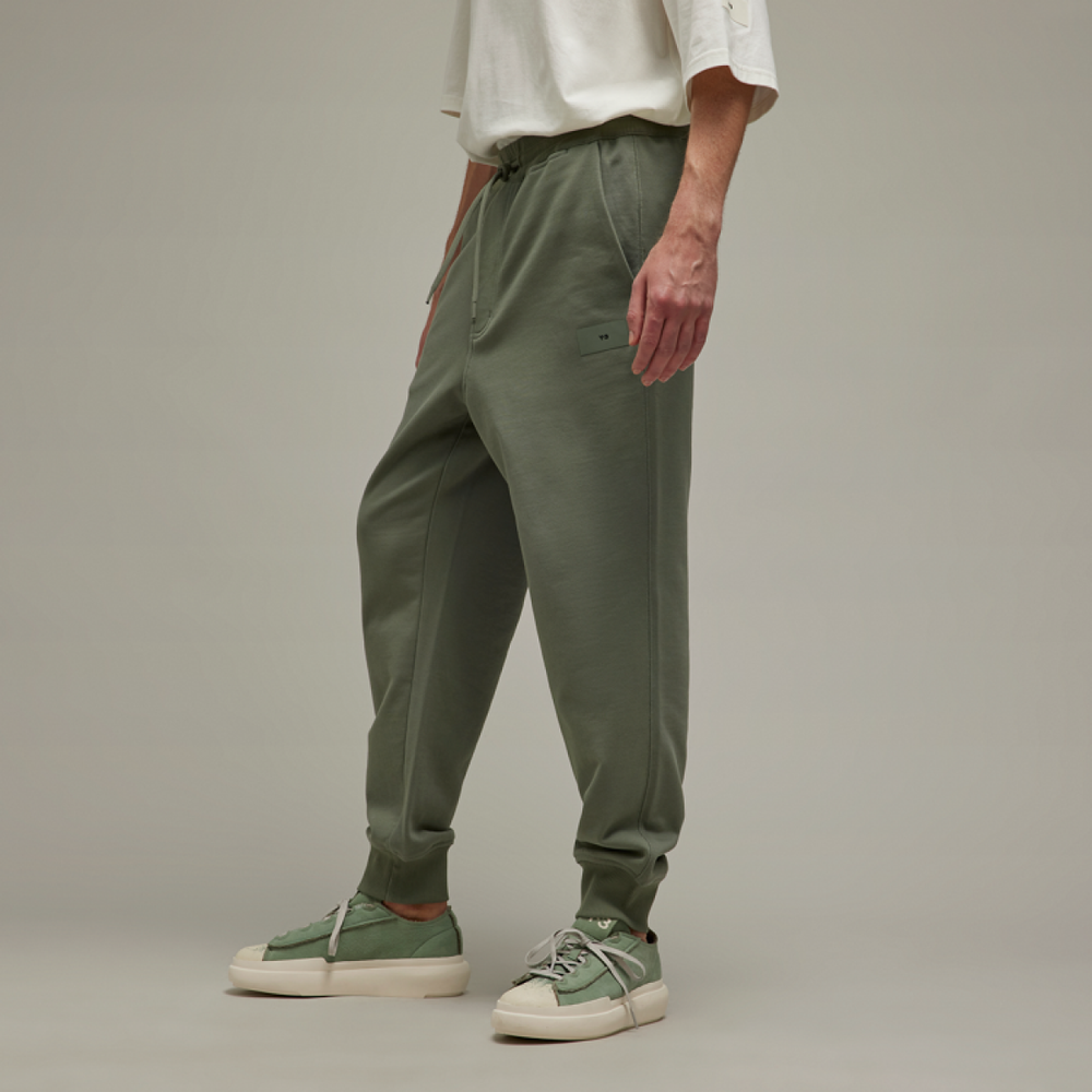 Y-3