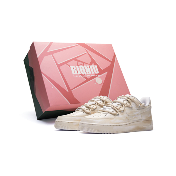 【 】 Nike Air Force 1 LE GS