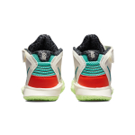 Nike Kyrie 8 infinity