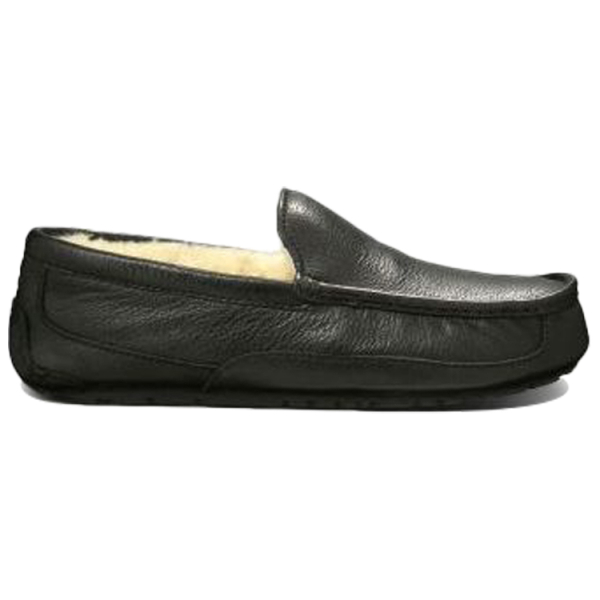 UGG Ascot
