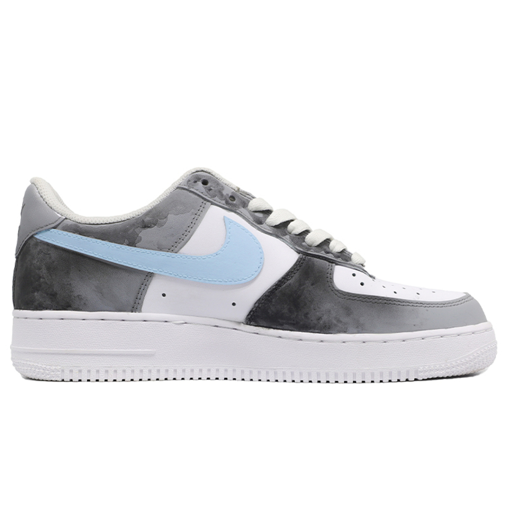 【 】 Nike Air Force 1