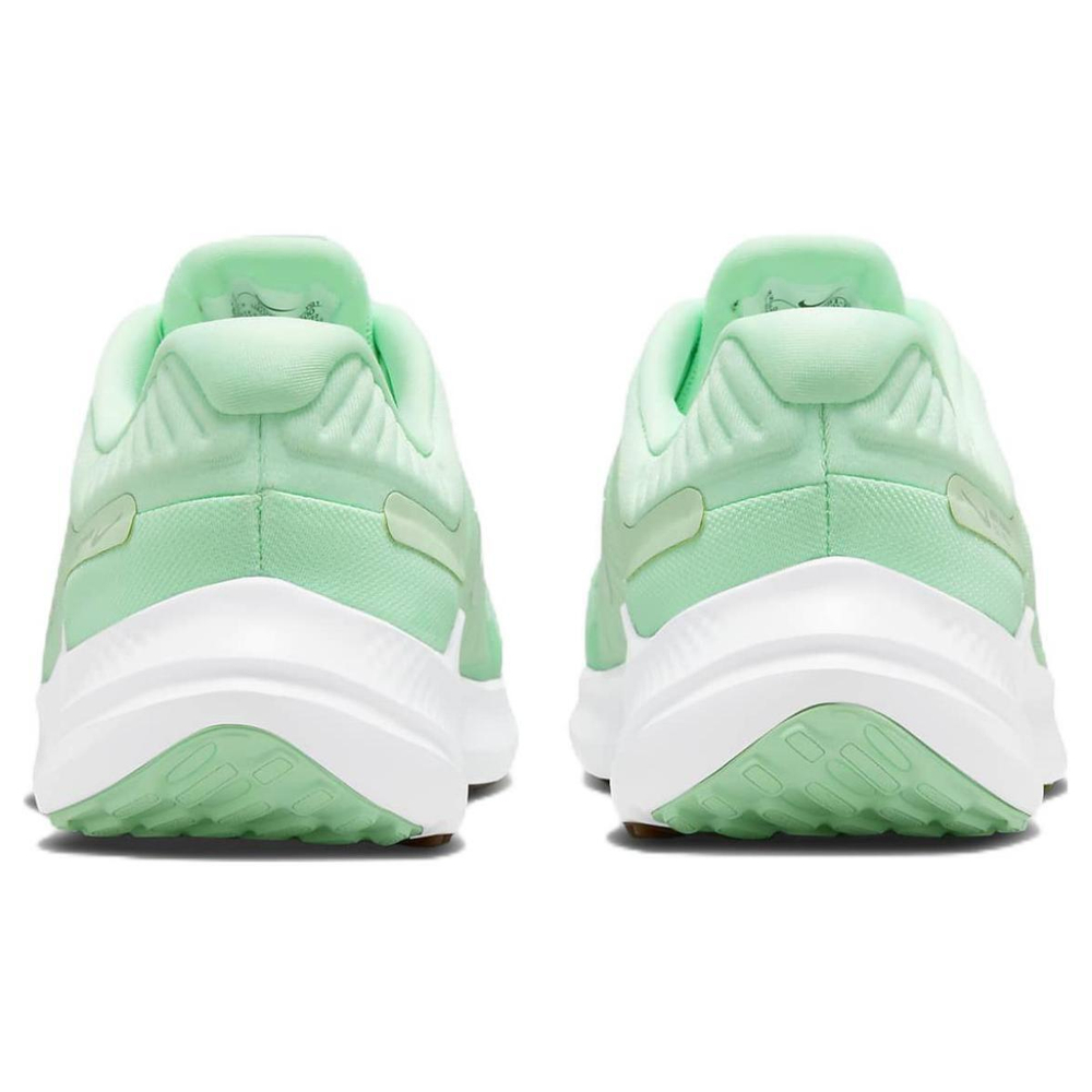 Nike Quest 5