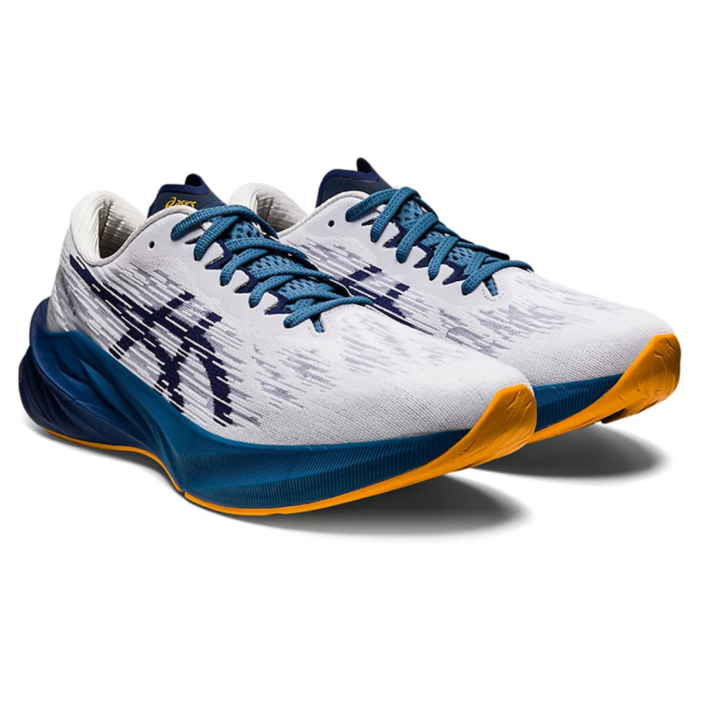 Asics Novablast 3