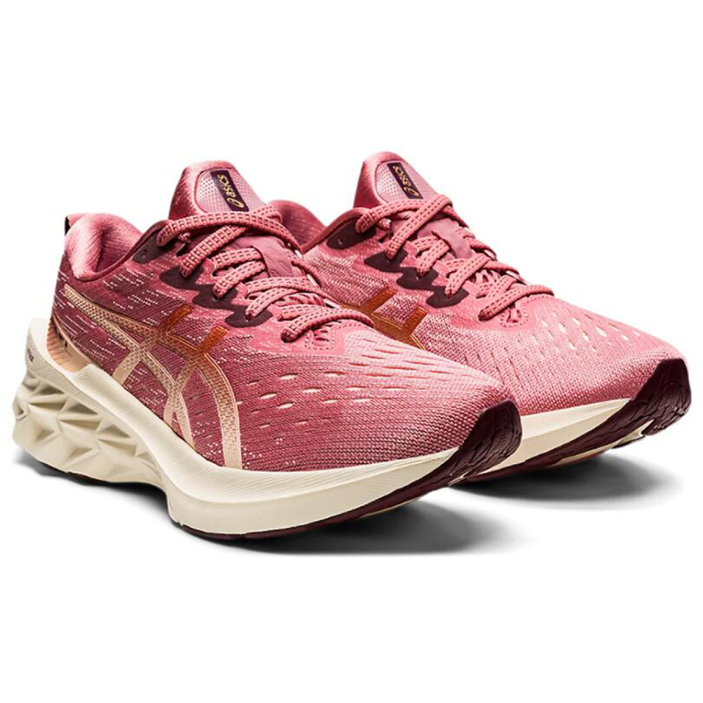 Asics Novablast 2