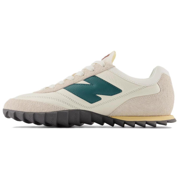 New Balance RC30