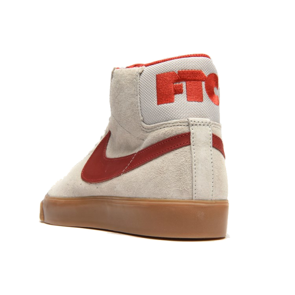 Nike Blazer QS