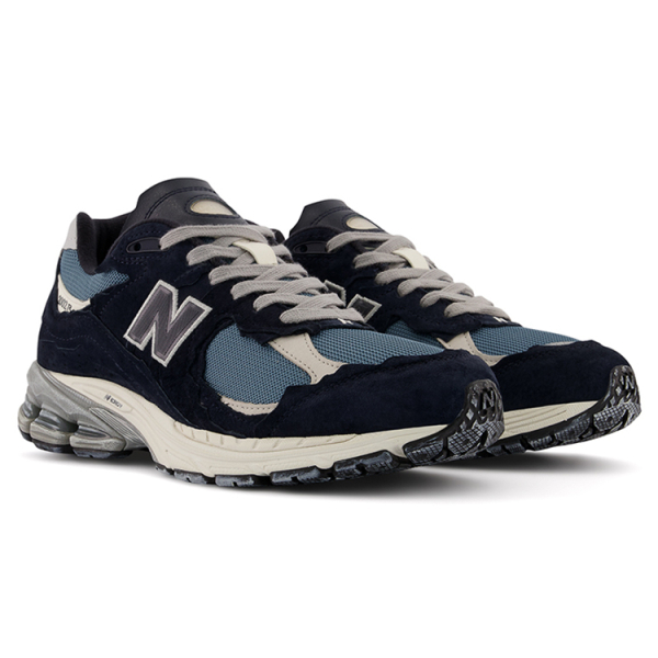 New Balance NB 2002R