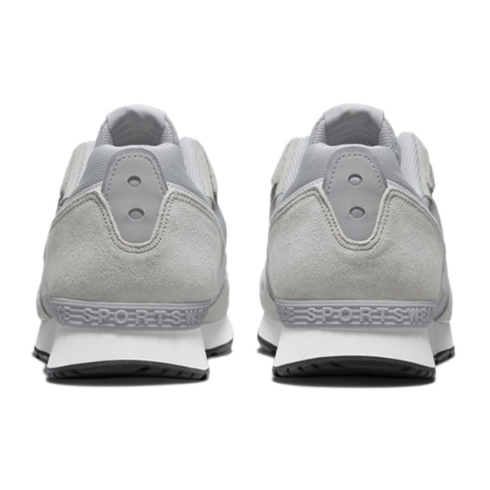 Nike Venture Runner