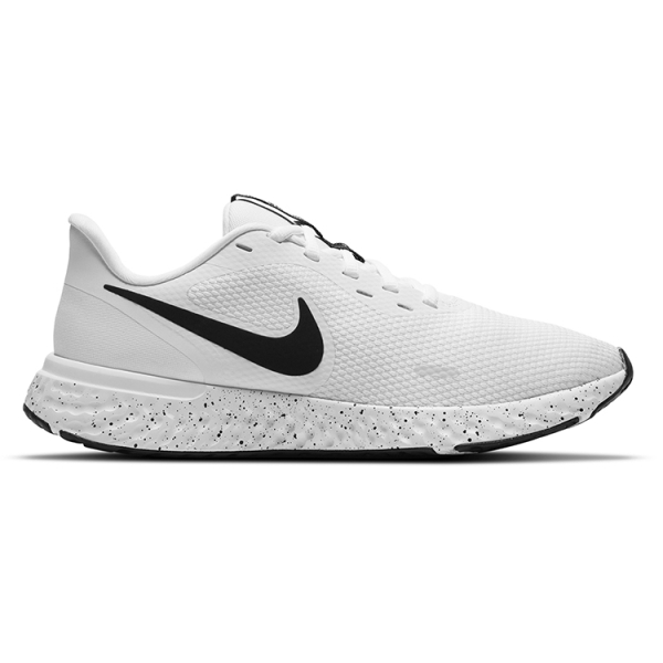Nike REVOLUTION 5