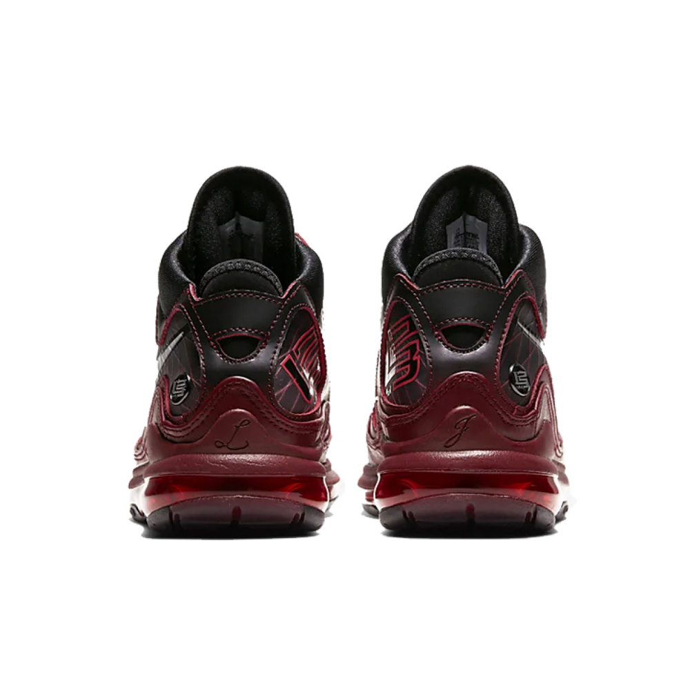 Nike Lebron 7 "Christmas" 2019