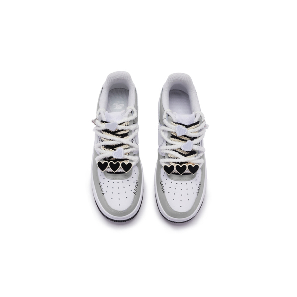 【 】 Nike Air Force 1