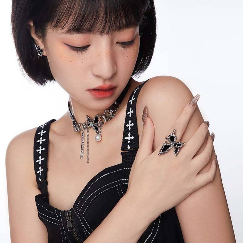【 】 OWNCOOL y2k choker