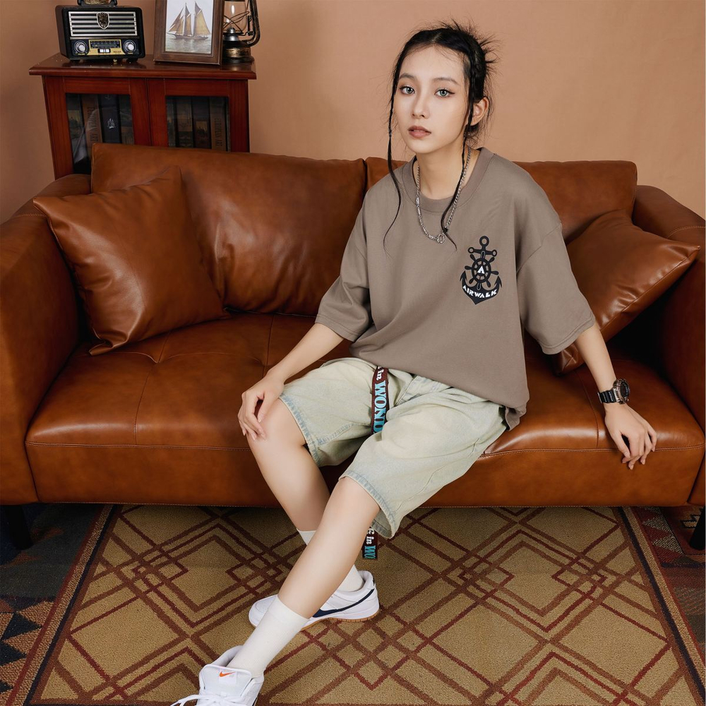 Airwalk T