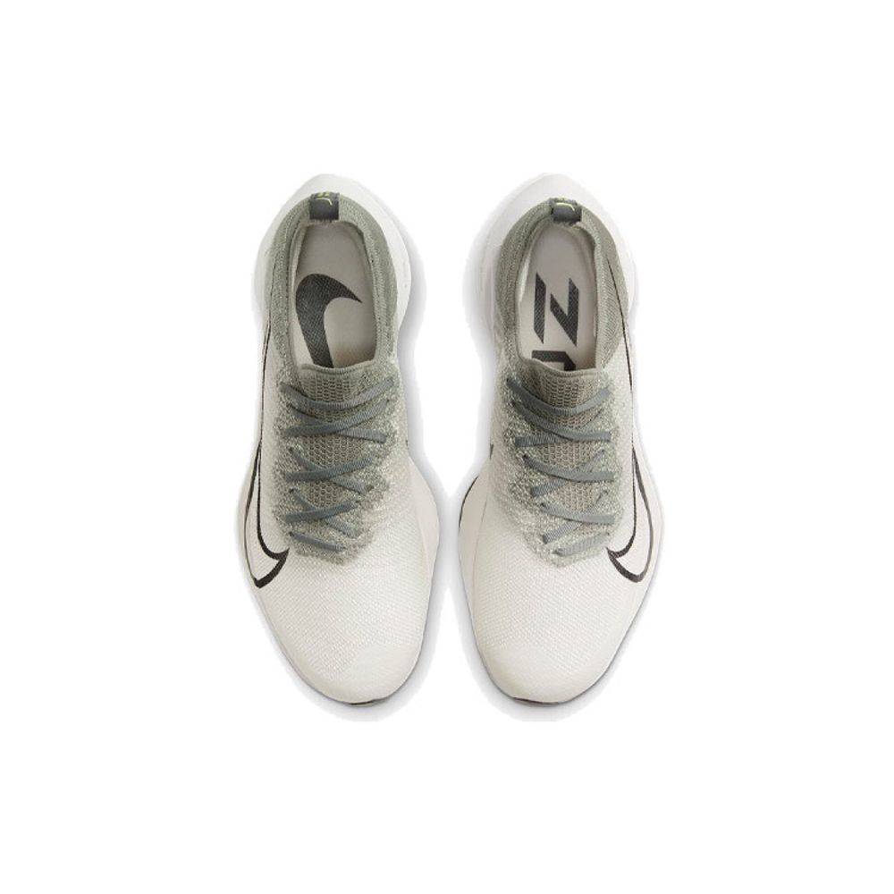 Nike Air Zoom Tempo Next%