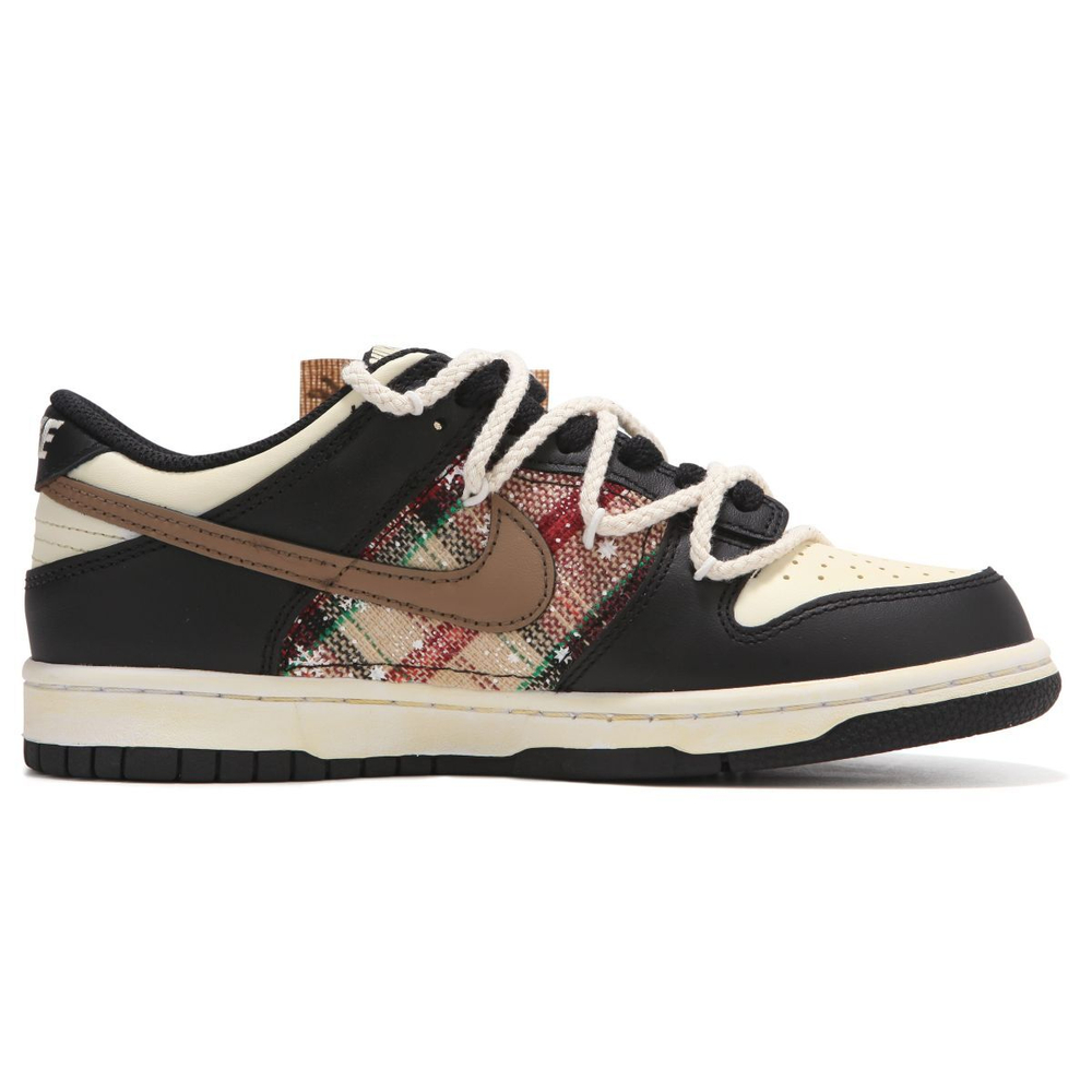 【 】 Nike Dunk "Panda"