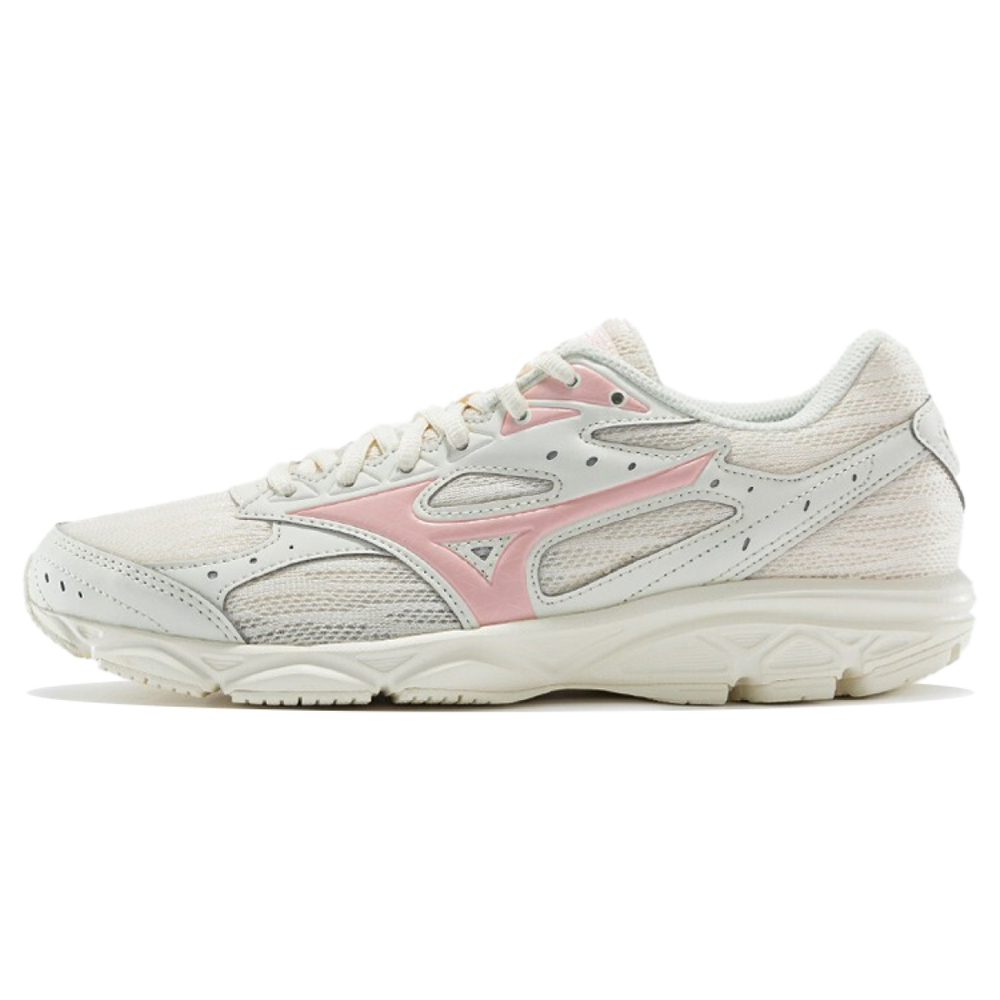 Mizuno Spark 3